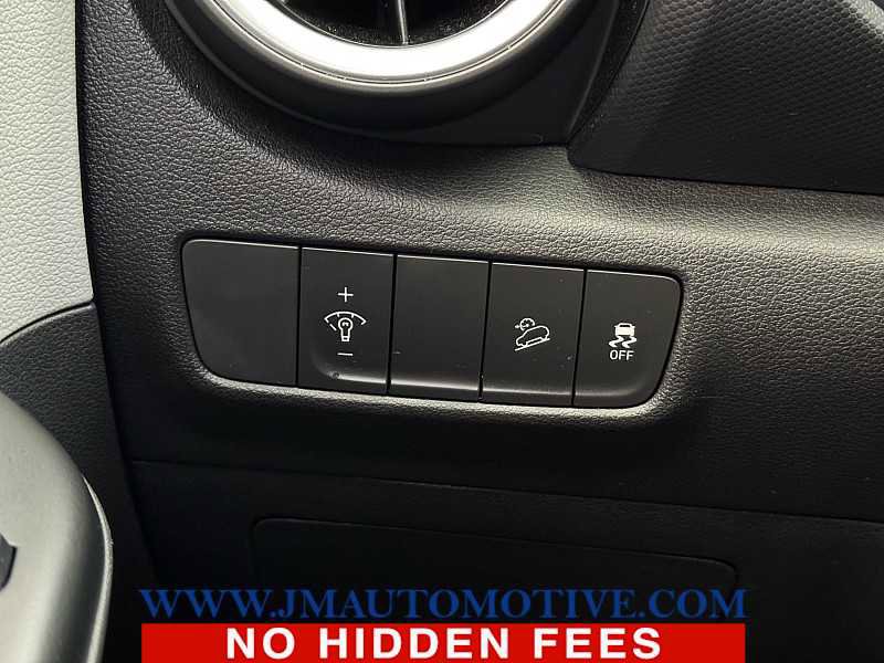 Used 2023 Hyundai Kona SEL image 34