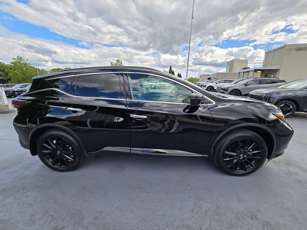 Used 2023 Nissan Murano SV w/ SV Midnight Edition Package AWD/4WD image 2