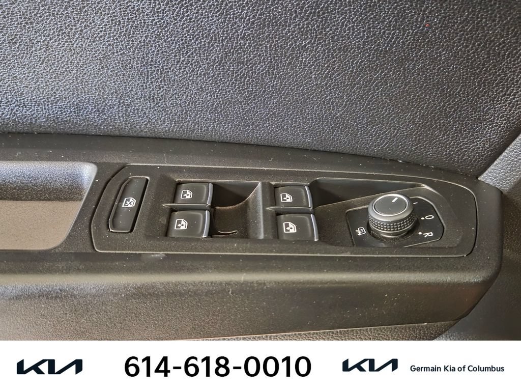 Used 2018 Volkswagen Atlas SEL AWD/4WD image 26