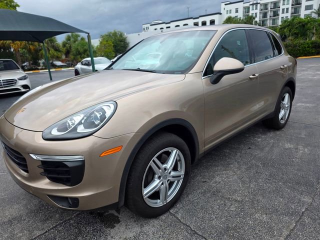 Used 2016 Porsche Cayenne AWD/4WD image 10