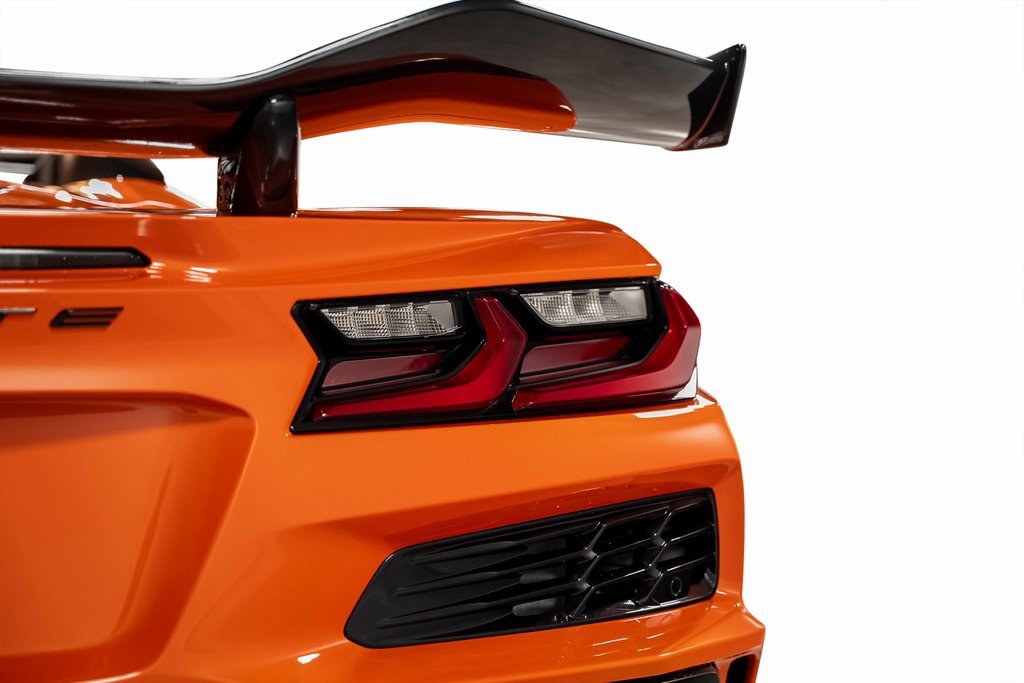 Used 2025 Chevrolet Corvette Z06 w/ Stealth Interior Trim Package image 24