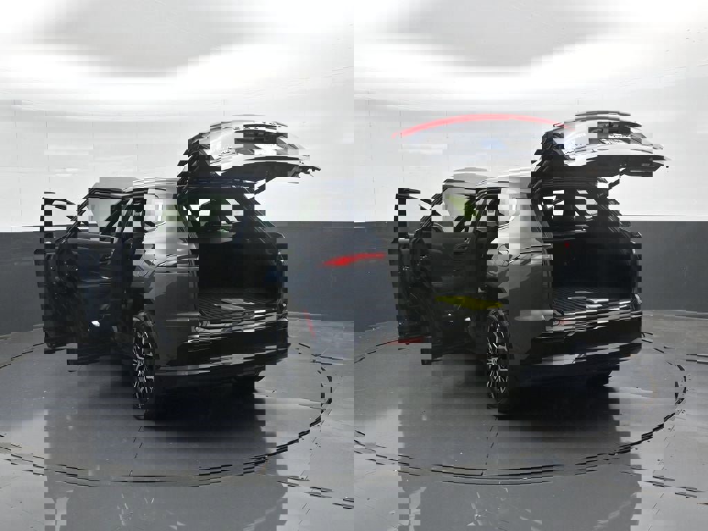 New 2025 Toyota Crown Signia image 49