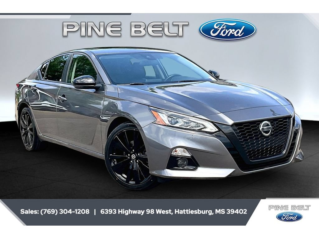 Used 2022 Nissan Altima 2.5 SR w/ Midnight Edition Package