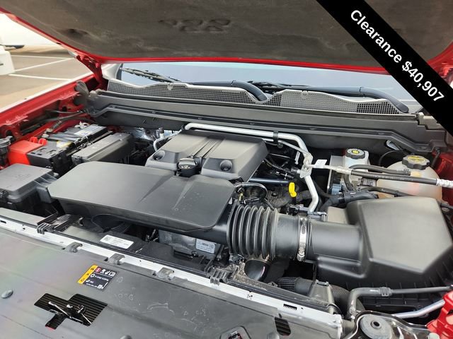 Used 2024 Chevrolet Colorado ZR2 w/ Technology Package image 14