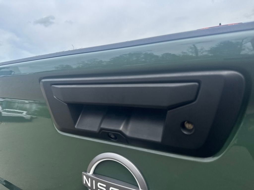 Certified 2024 Nissan Frontier SL image 40