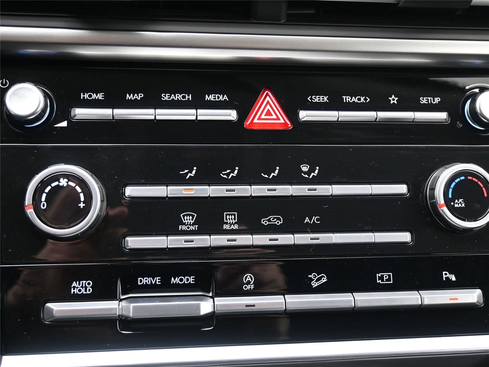 New 2026 Hyundai Santa Fe SE image 14