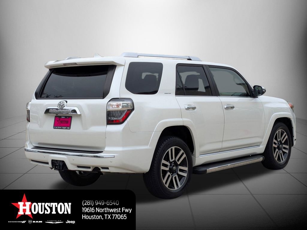 Used 2020 Toyota 4Runner SR5 Premium image 3