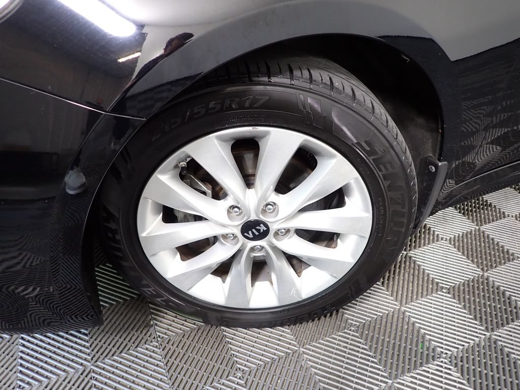 Used 2018 Kia Optima LX w/ 17" Alloy Wheels Package FWD image 37