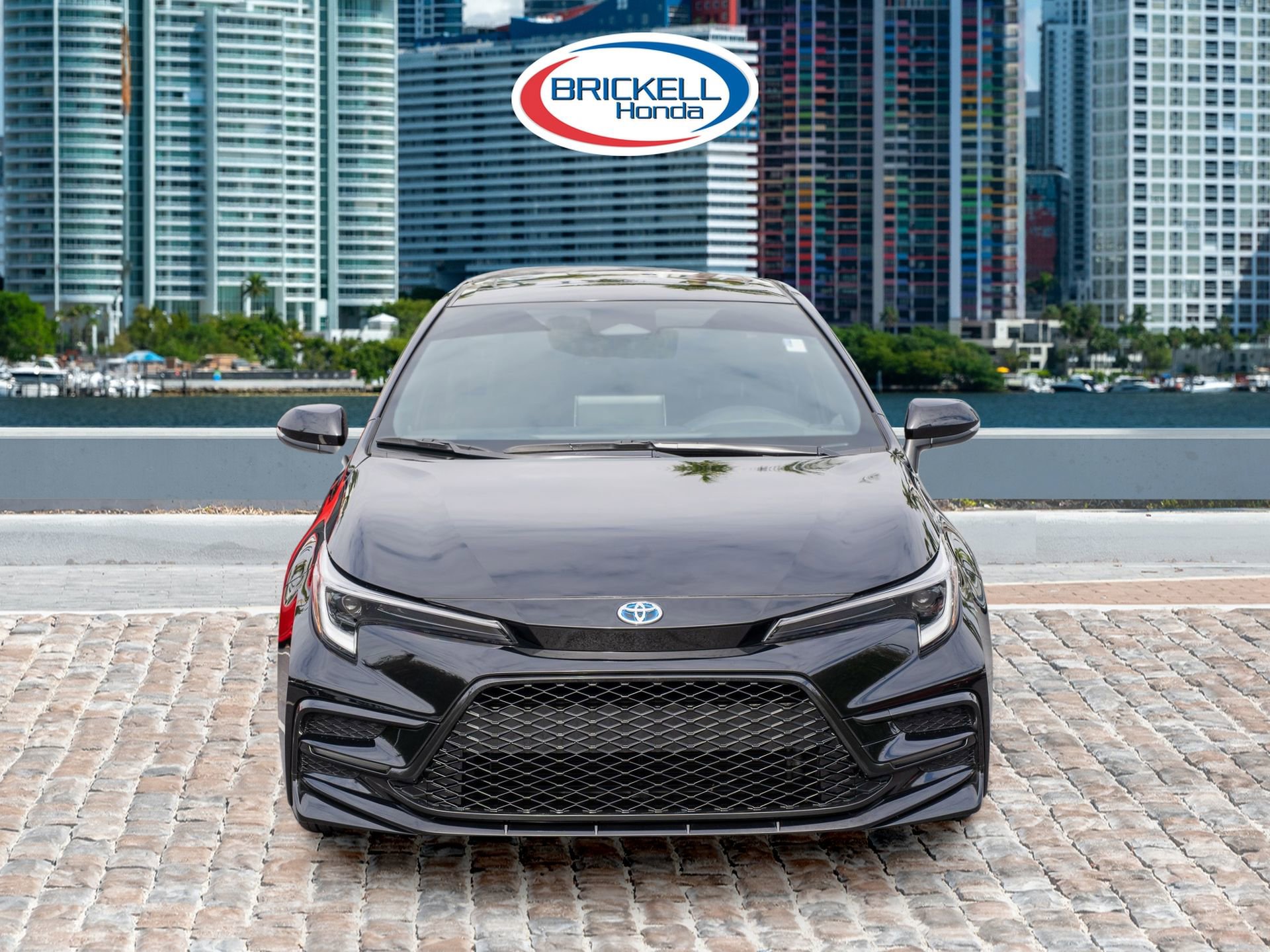 Used 2025 Toyota Corolla SE w/ SE Premium Package video 2