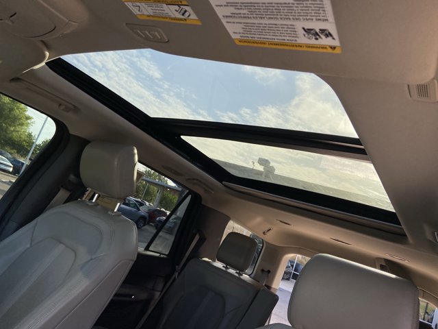 Used 2020 Ford Expedition Limited w/ Equipment Group 301A image 29