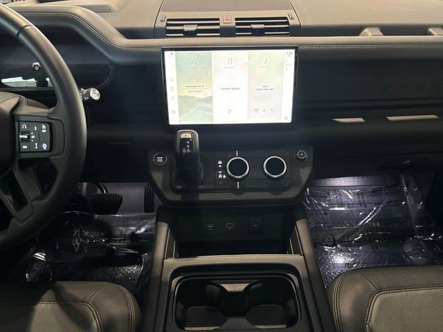 Used 2024 Land Rover Defender 130 Outbound AWD/4WD image 17