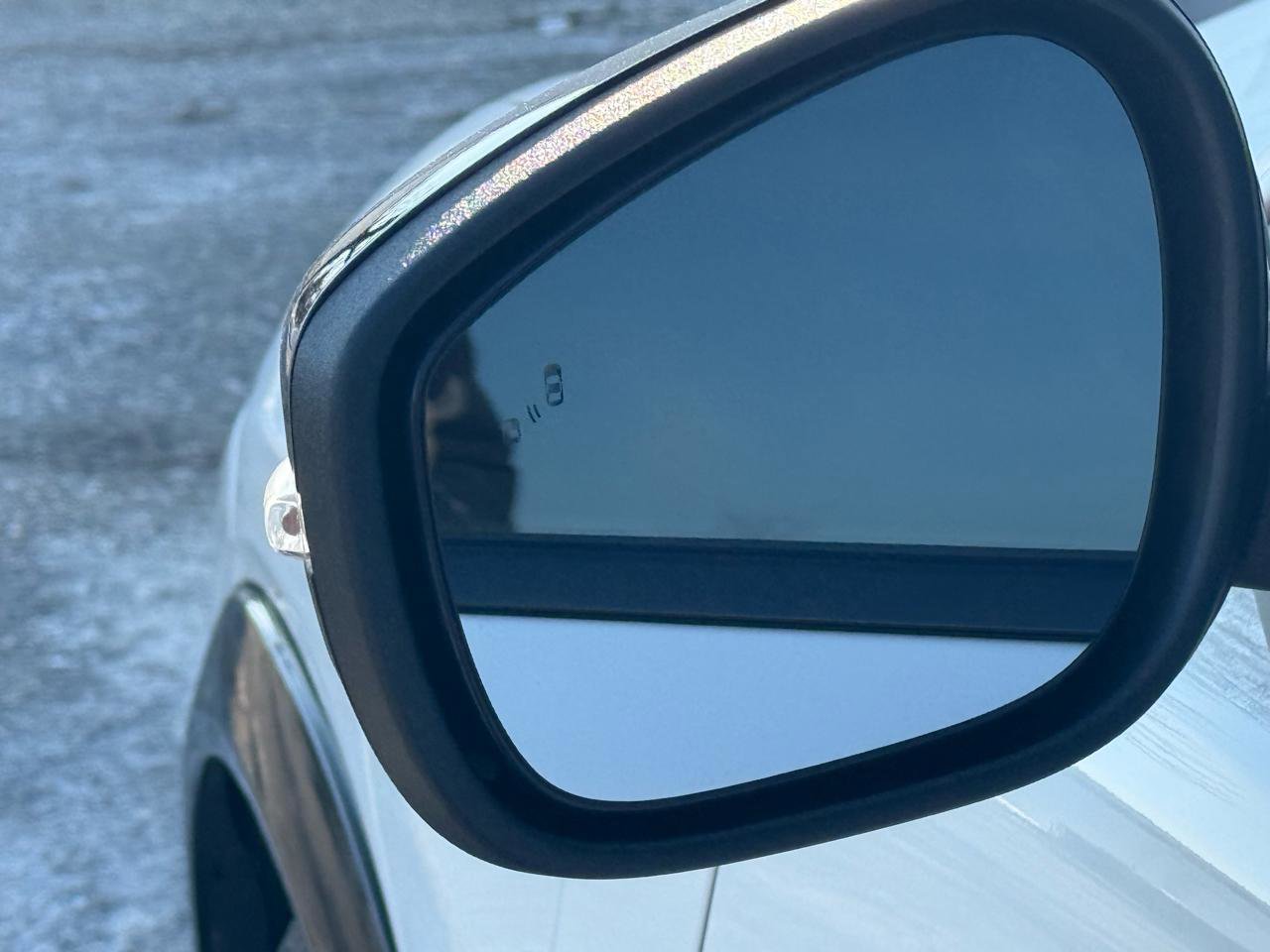 Used 2023 Ford Mustang Mach-E Premium image 36