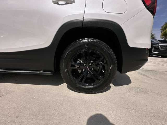 Certified 2022 GMC Terrain AT4 w/ Tech Package AWD/4WD image 18