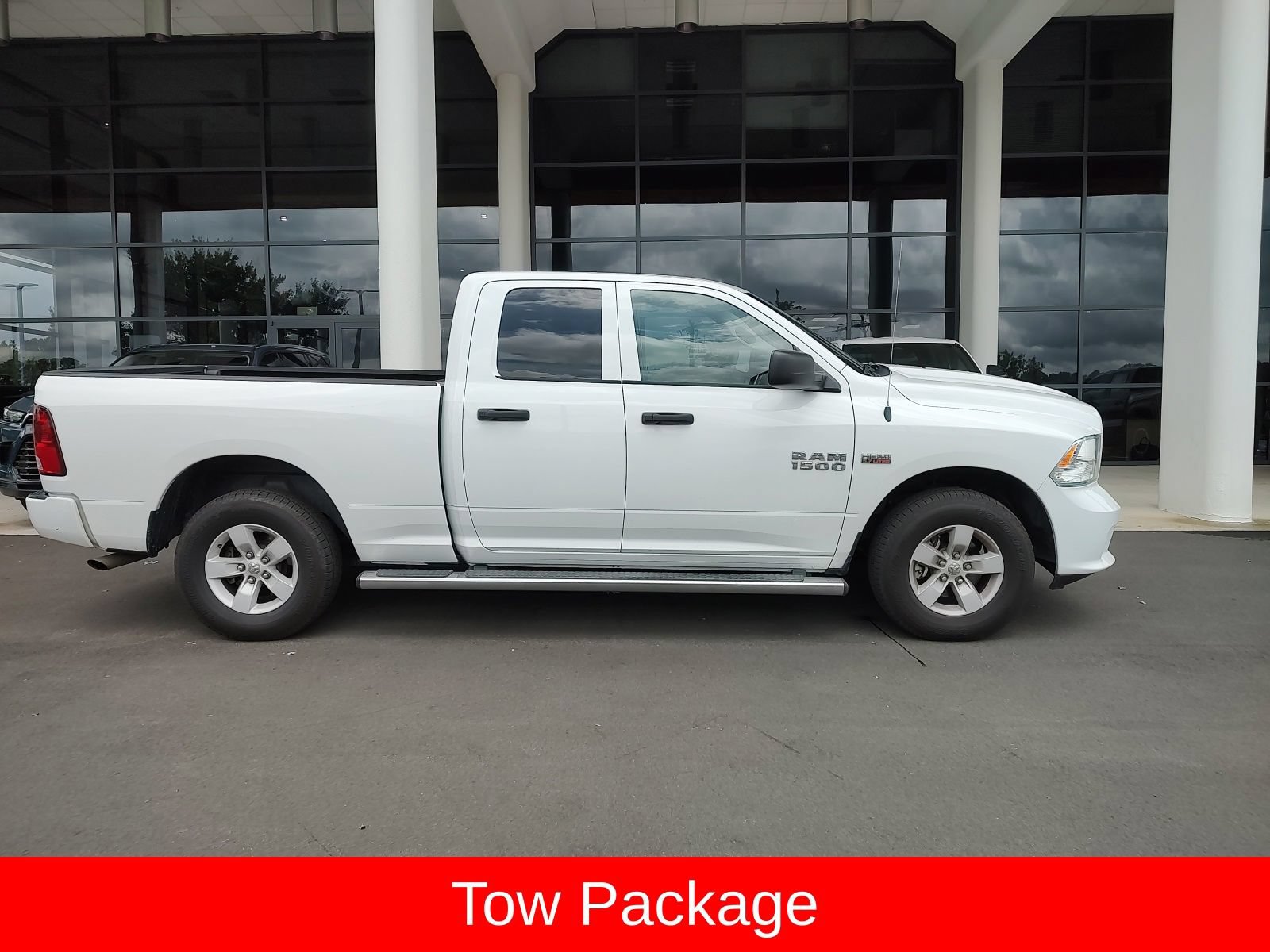 Used 2018 RAM 1500 Express w/ Popular Equipment Group AWD/4WD image 9