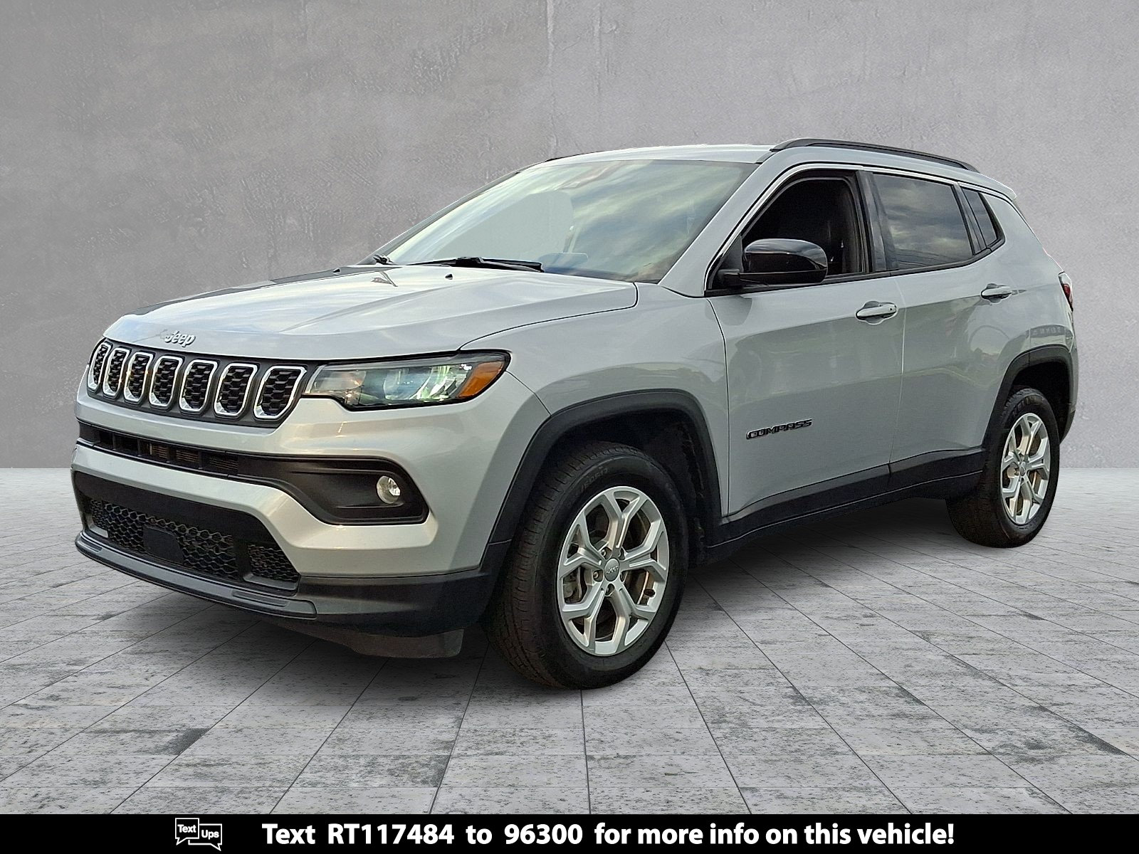 Used 2024 Jeep Compass Latitude