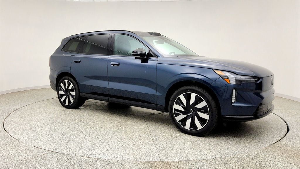 Used 2025 Volvo EX90 Plus AWD/4WD image 3