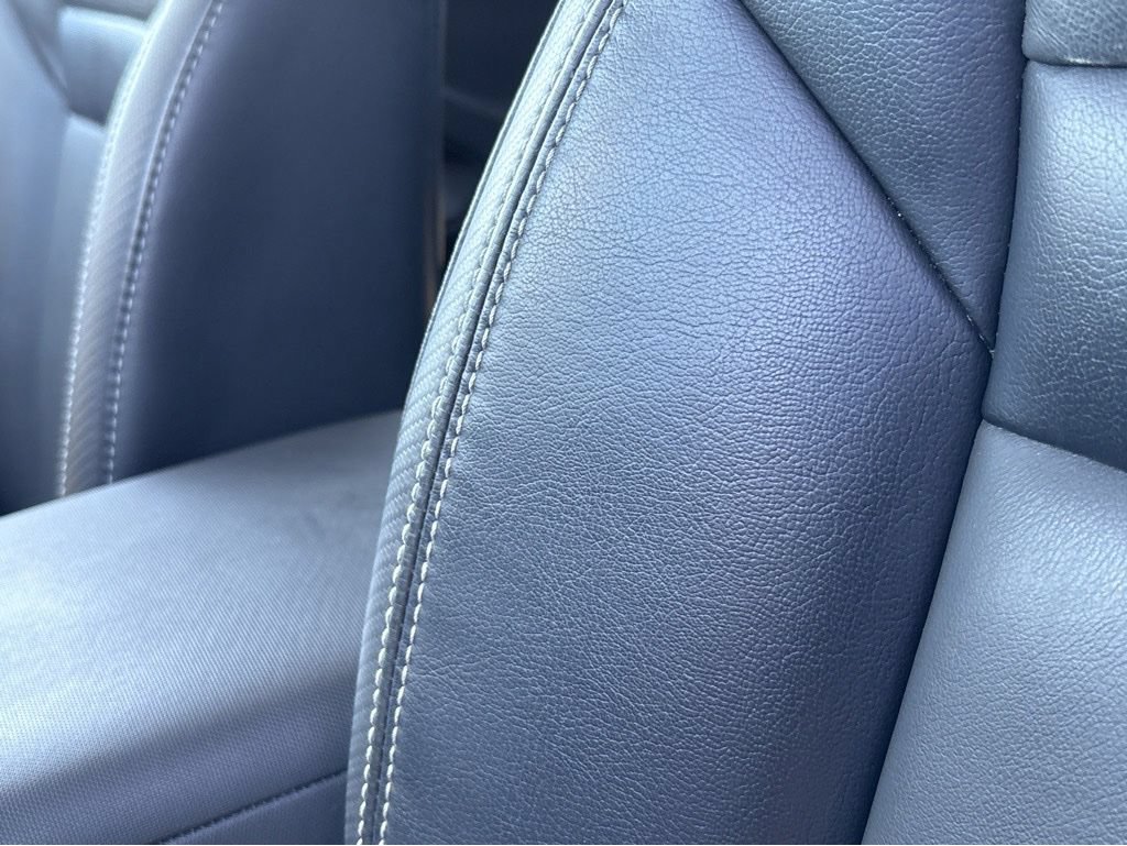 Used 2024 Nissan Frontier SL w/ Technology Package RWD image 19