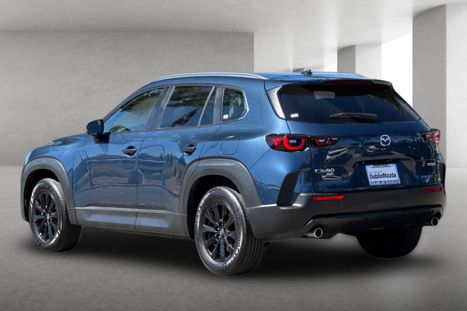 Certified 2025 MAZDA CX-50 AWD 2.5 S w/ Premium Package image 6
