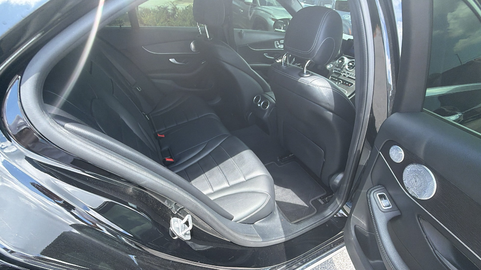 Used 2021 Mercedes-Benz C 300 4MATIC Sedan w/ Premium Package image 21