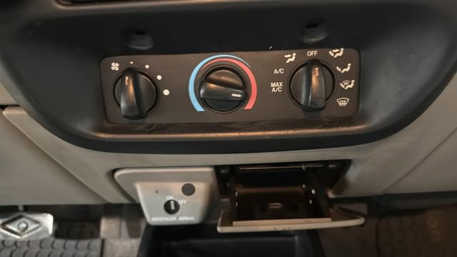 Used 1999 Ford Ranger XLT image 26