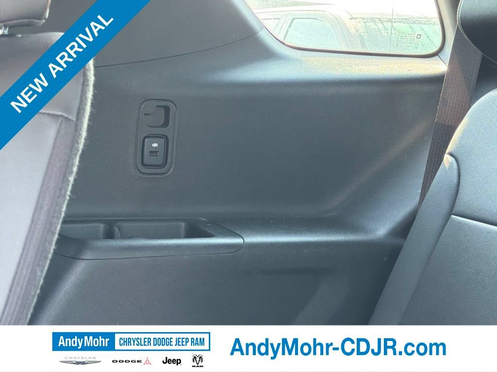 Used 2023 Chevrolet Traverse High Country w/ LPO, Floor Liner Package AWD/4WD image 20