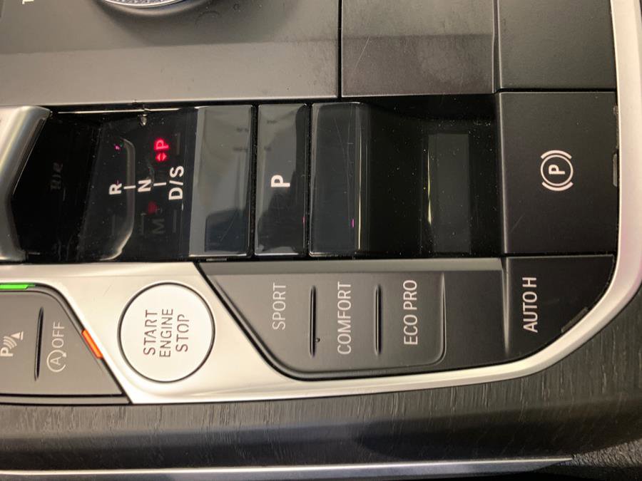 Used 2024 BMW 330i xDrive Sedan w/ Convenience Package image 43