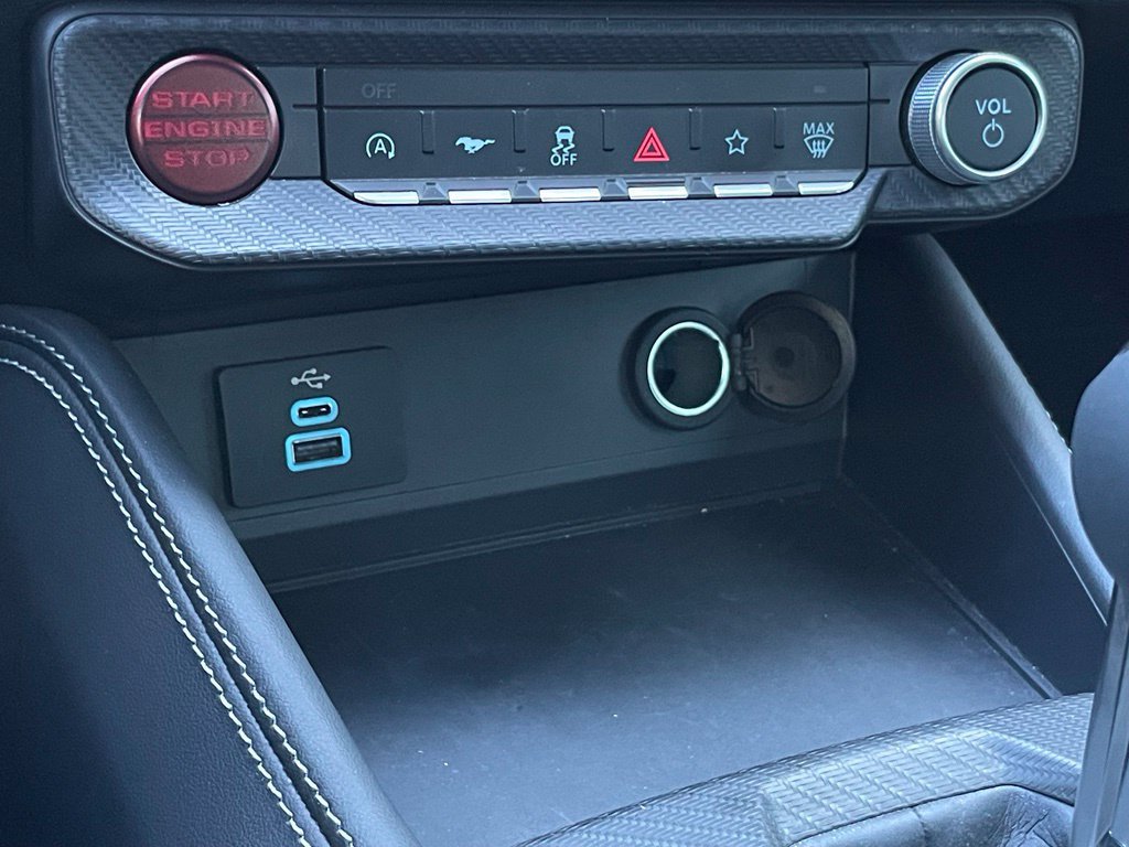 Used 2025 Ford Mustang GT Premium RWD image 19