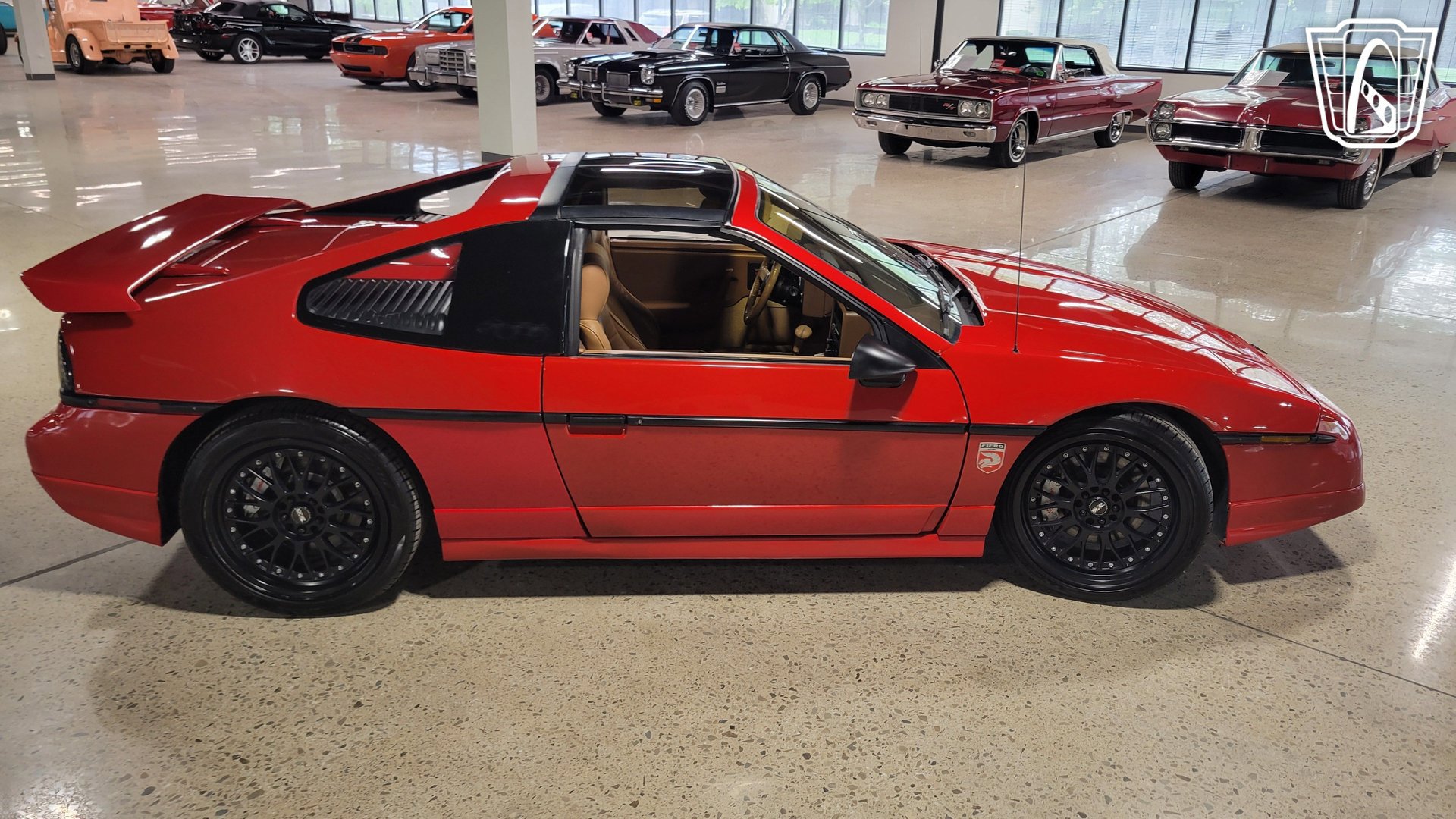 Used 1988 Pontiac Fiero GT RWD image 21
