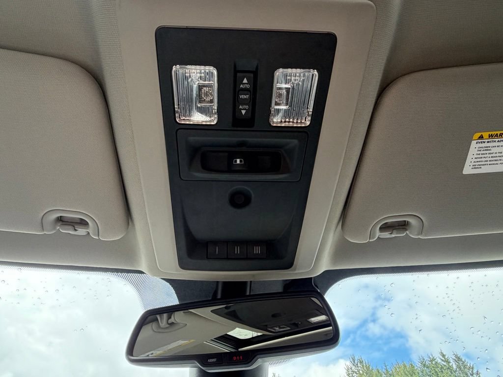 Used 2016 RAM 1500 Laramie w/ Convenience Group AWD/4WD image 24