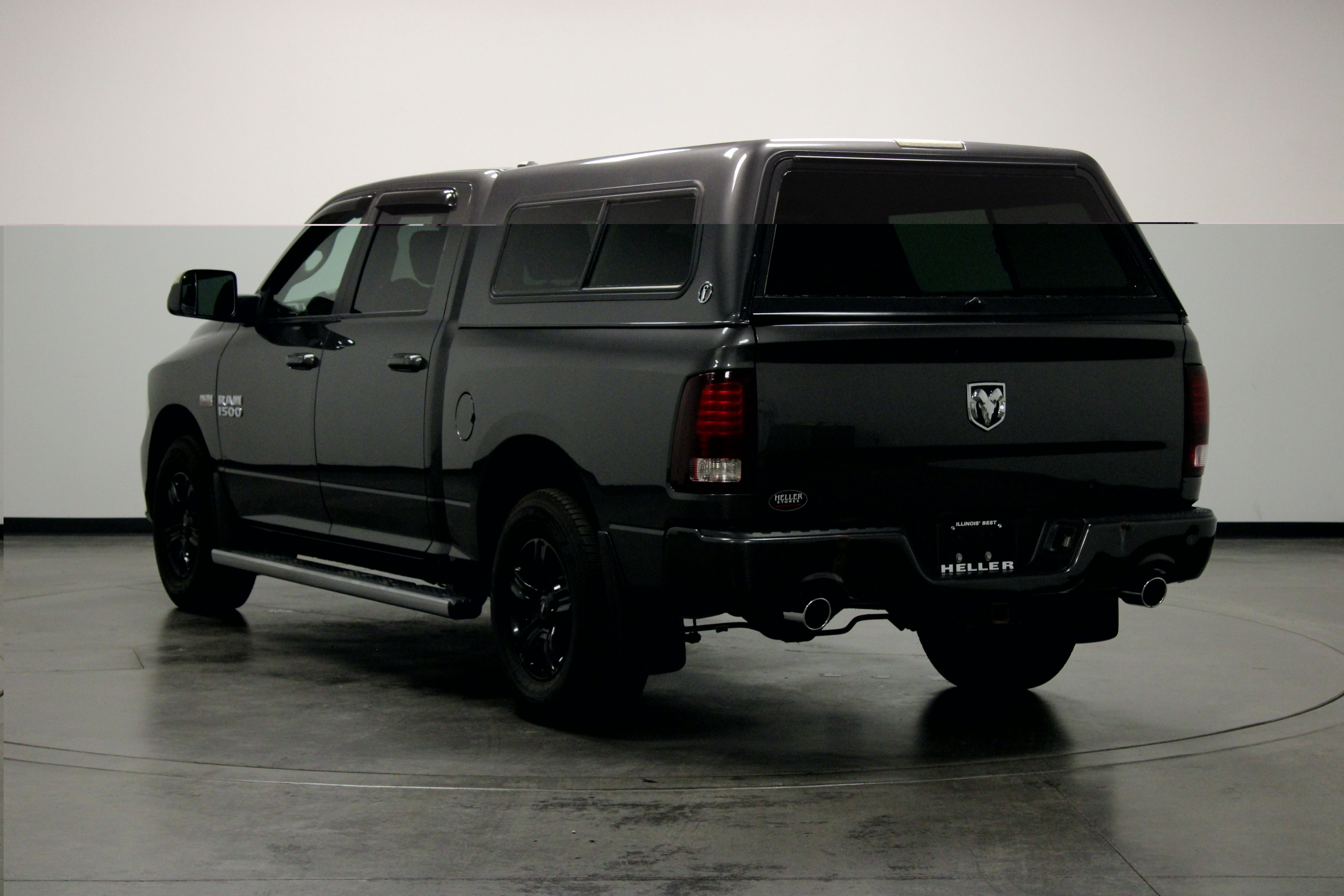 Used 2016 RAM 1500 Sport RWD image 6