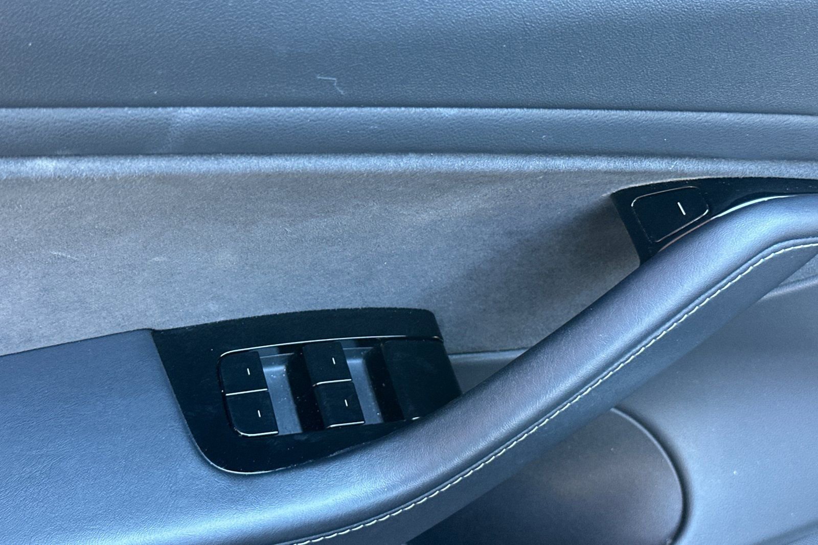 Used 2018 Tesla Model 3 Long Range image 14