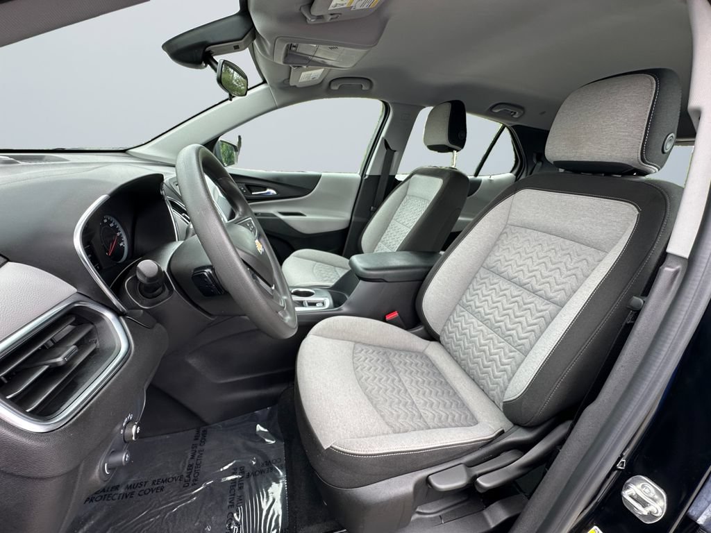 Used 2024 Chevrolet Equinox LS w/ Midnight Edition FWD image 9