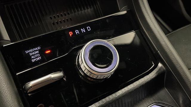 New 2026 Jeep Grand Cherokee Altitude image 19