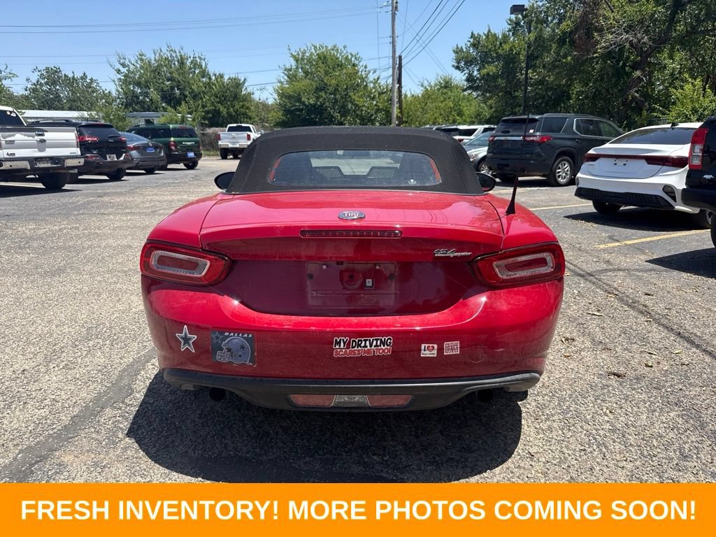 Used 2017 FIAT 124 Spider Classica RWD image 3