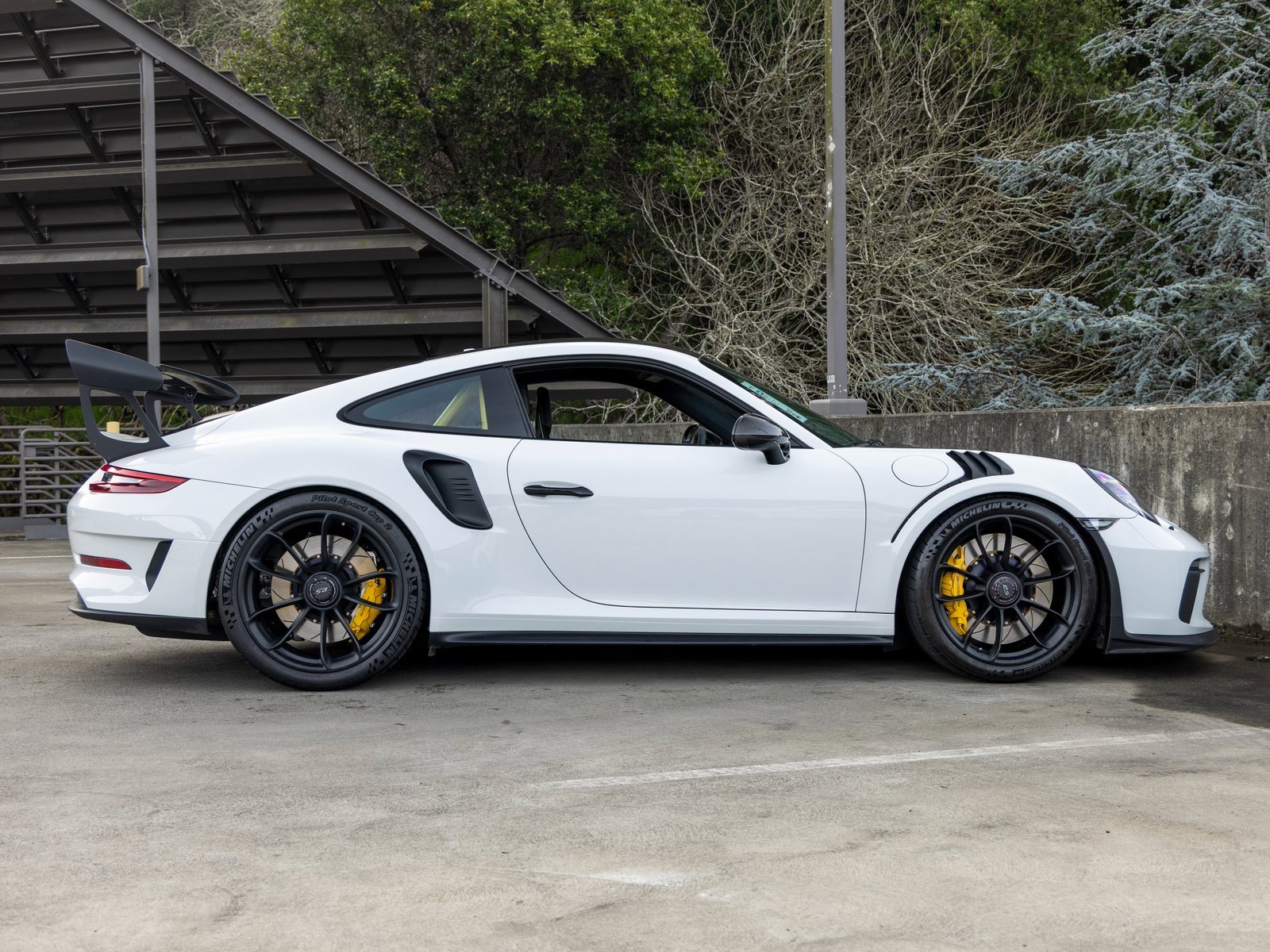 Used 2019 Porsche 911 GT3 RS image 11