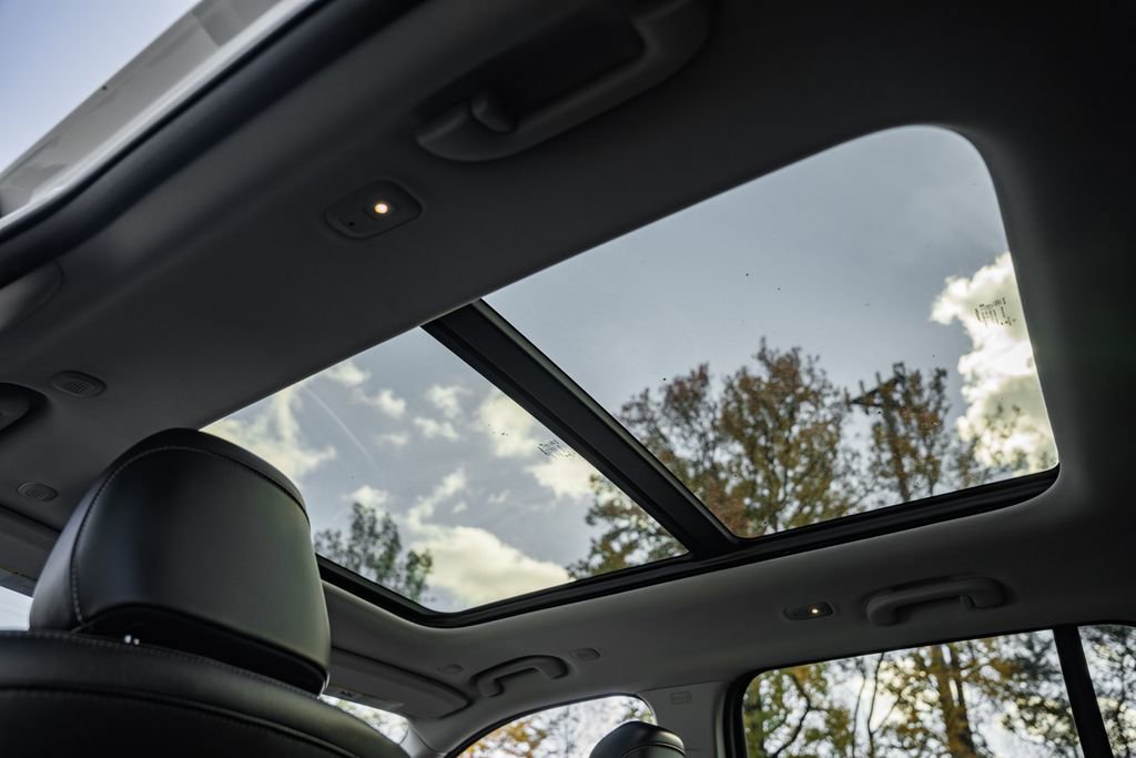 Used 2023 Jeep Grand Cherokee 4WD 4xe image 34