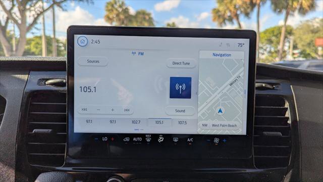 Used 2023 Ford Transit 350 XLT image 22