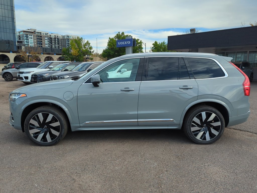 Used 2024 Volvo XC90 T8 Ultimate AWD/4WD image 4