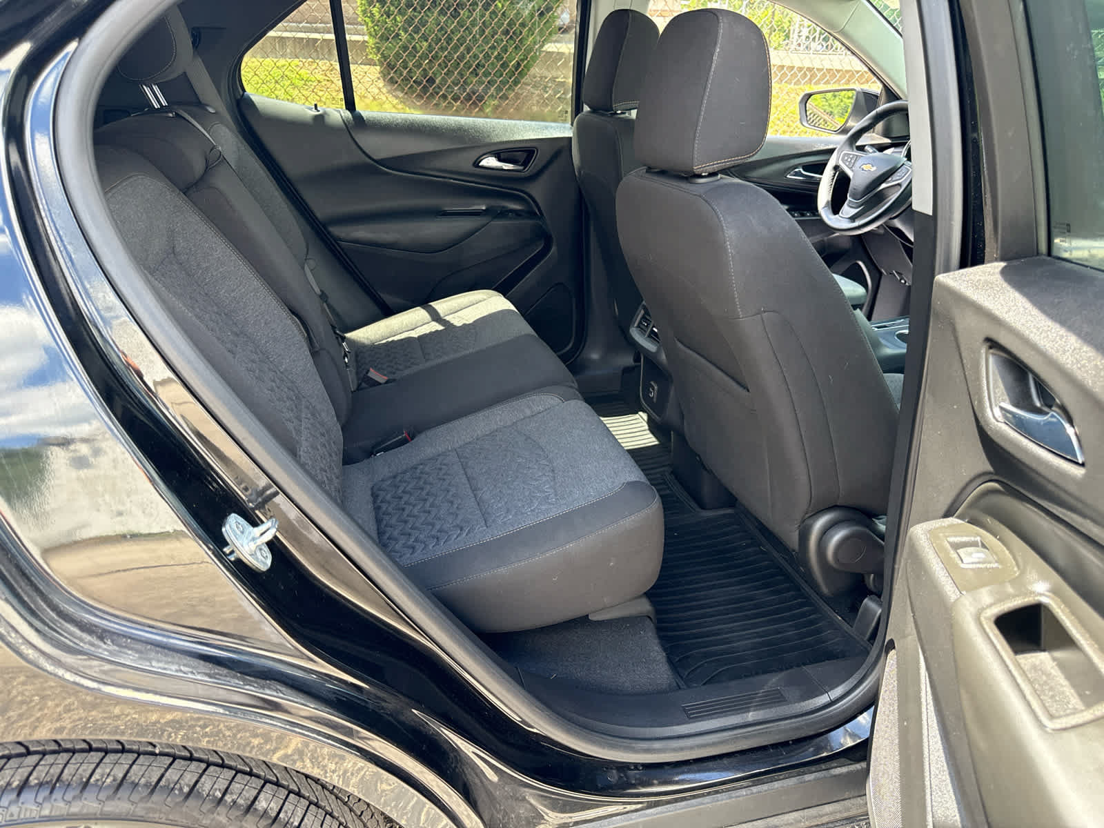 Used 2023 Chevrolet Equinox LT AWD/4WD image 26