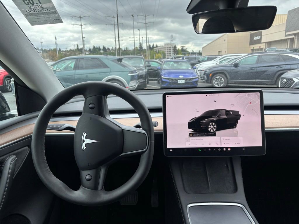 Used 2022 Tesla Model Y Long Range AWD/4WD image 8
