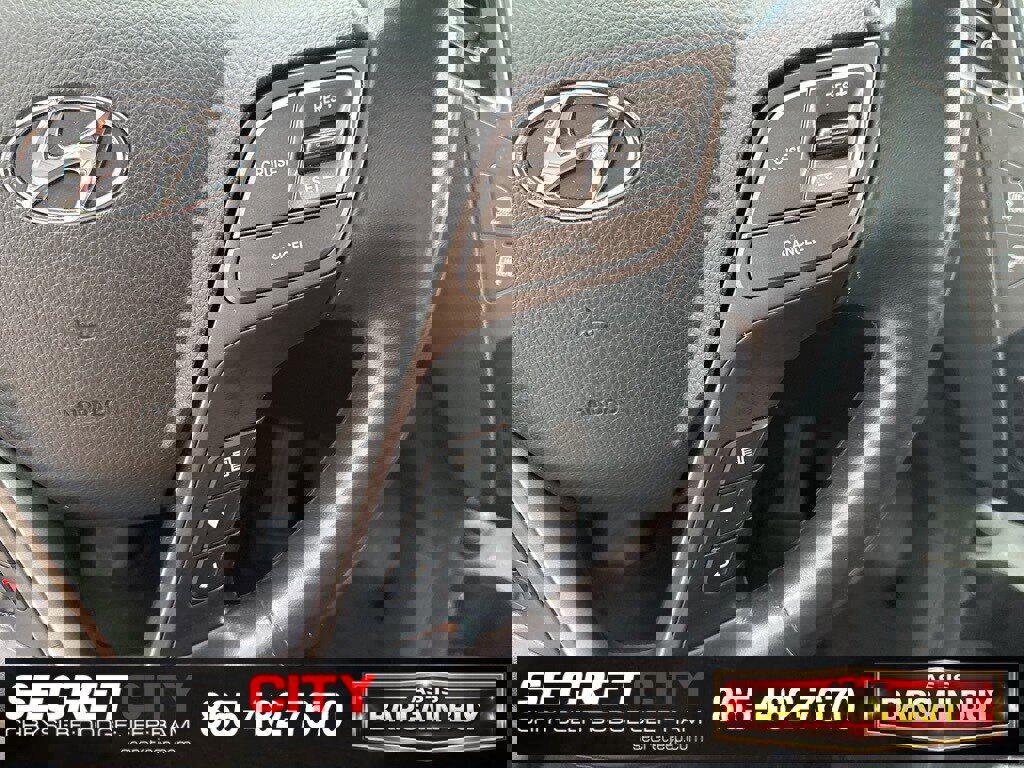 Used 2018 Hyundai Santa Fe Sport image 35