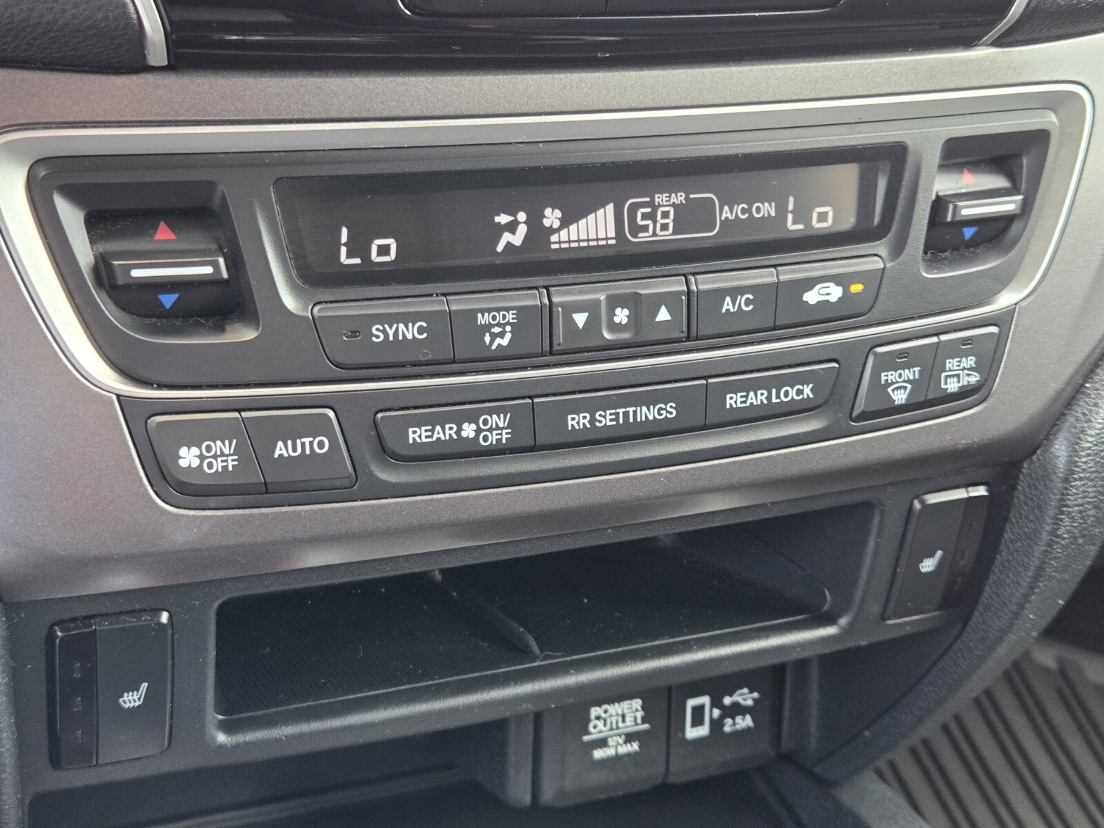 Used 2021 Honda Pilot EX image 16