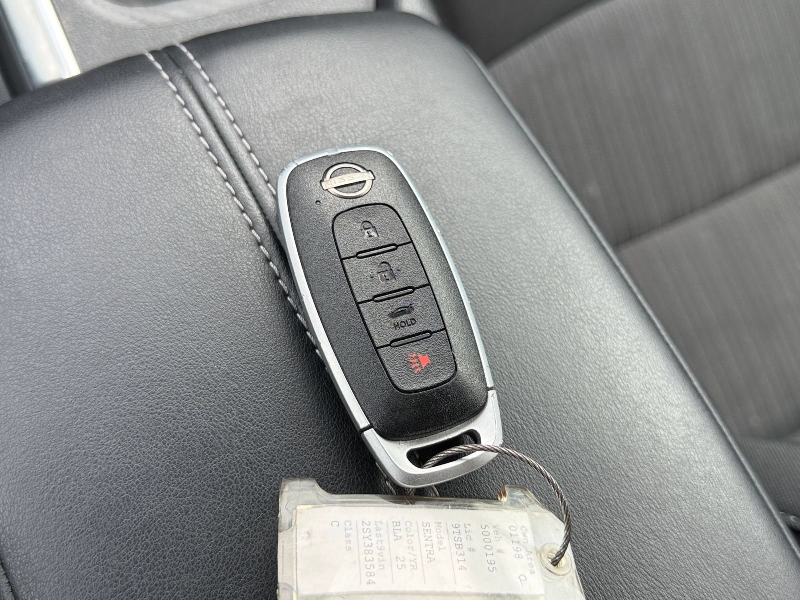 Used 2025 Nissan Sentra SV FWD image 21