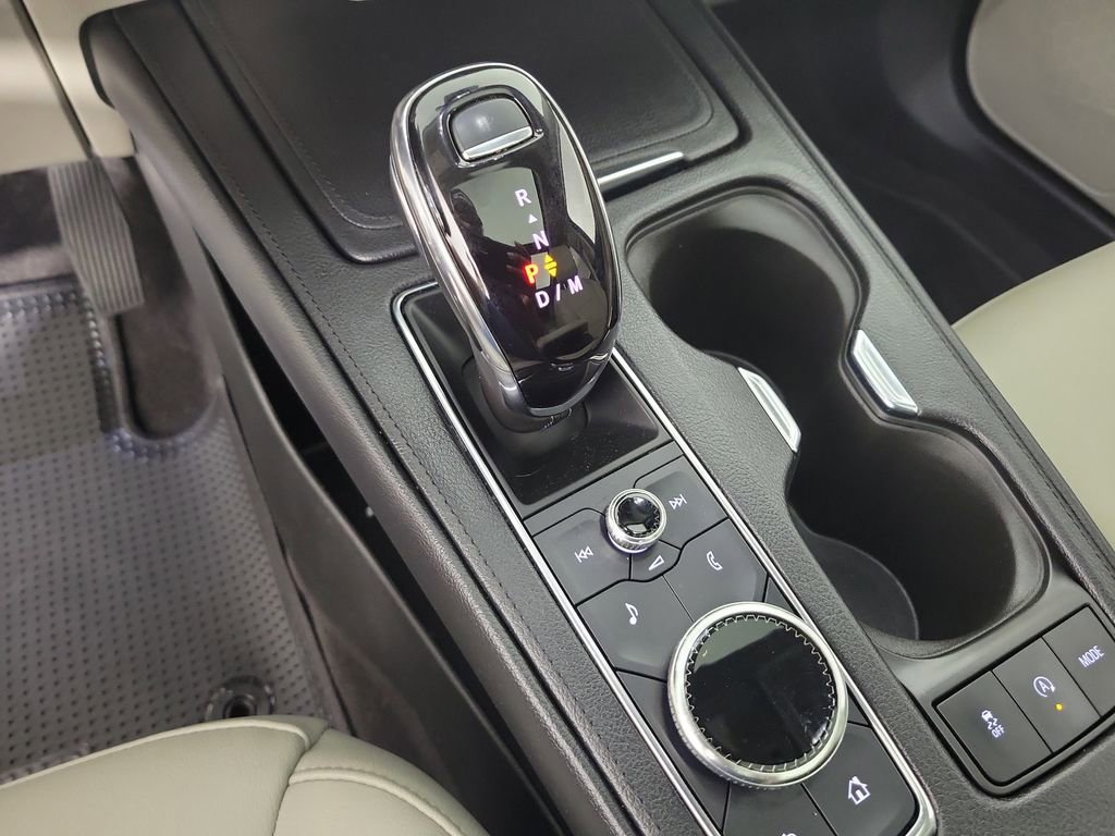 Certified 2023 Cadillac XT4 Luxury w/ Cold Weather Package image 29