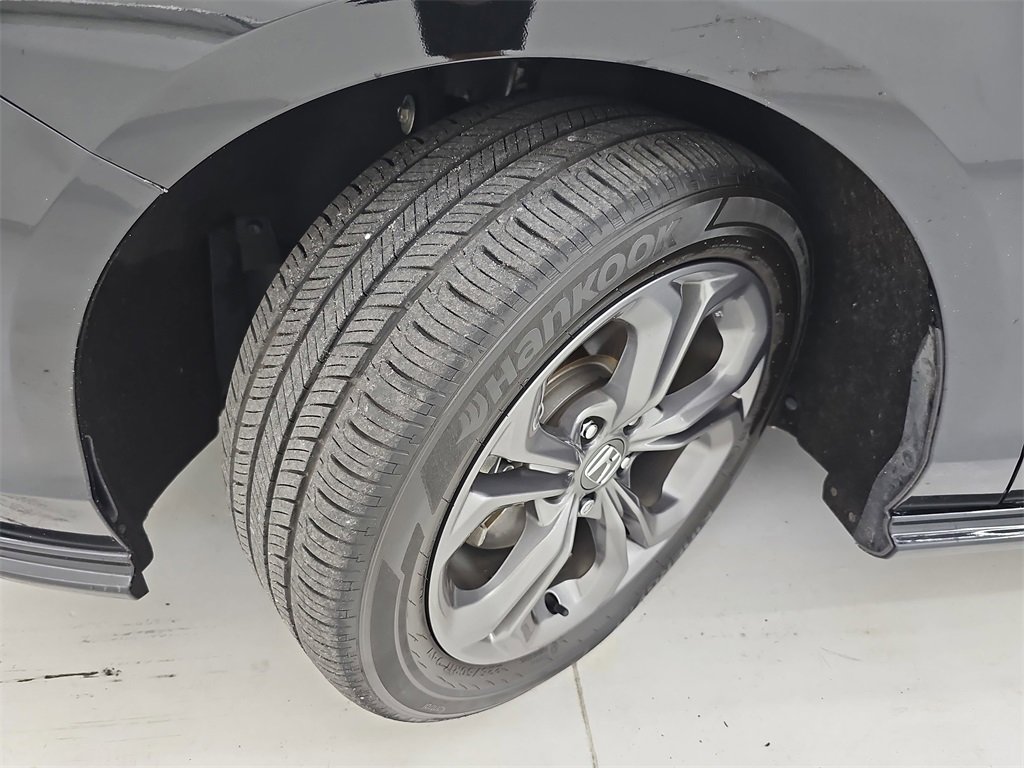 Certified 2023 Honda Accord EX-L image 37