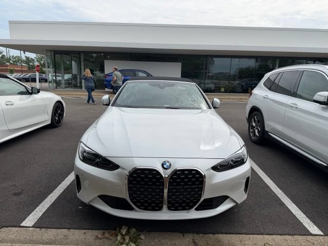 Used 2022 BMW 430i xDrive Convertible w/ Premium Package AWD/4WD image 2