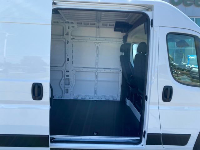 New 2026 RAM ProMaster 2500 w/ Convenience Group FWD image 20