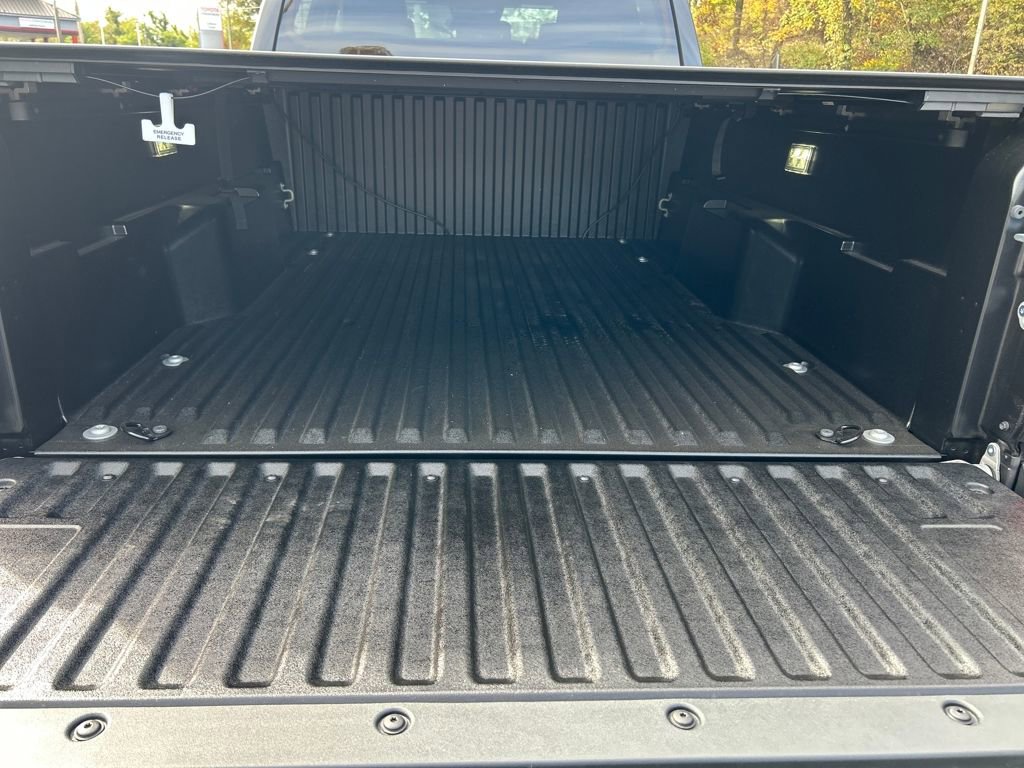 Certified 2025 Toyota Tacoma TRD Sport image 23