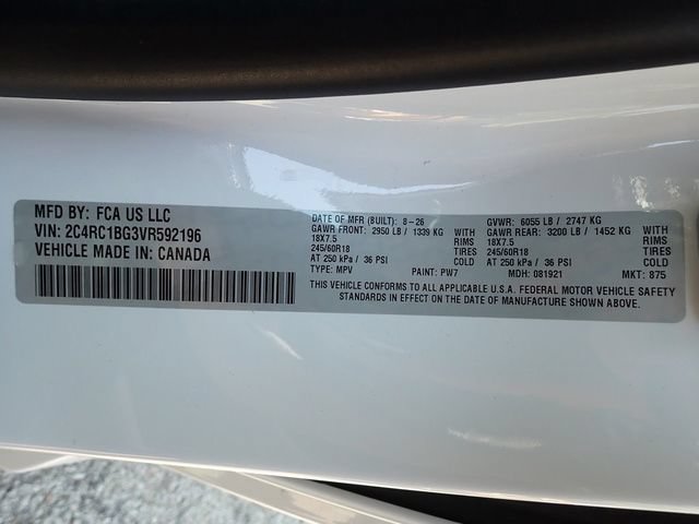 New 2027 Chrysler Pacifica Select FWD image 17