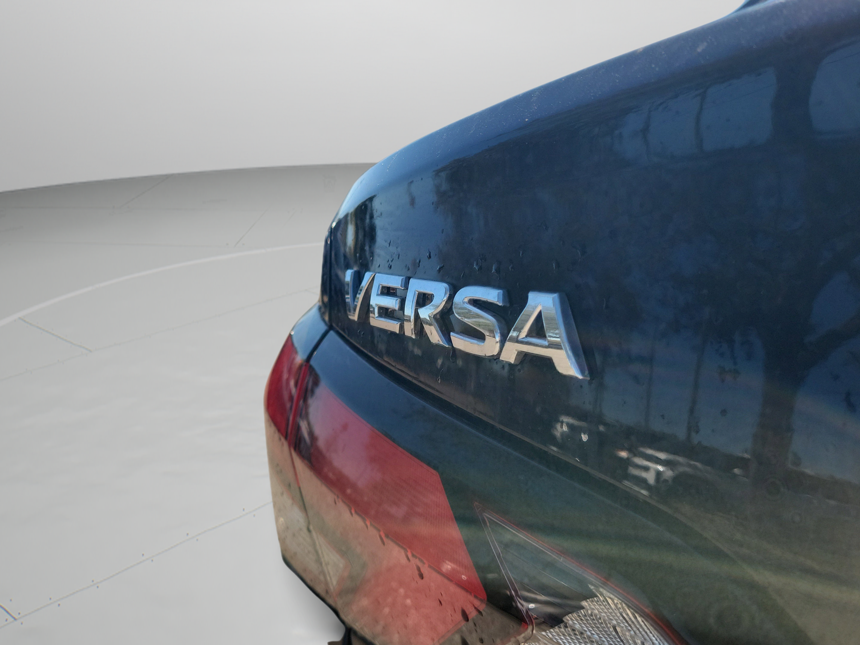Certified 2025 Nissan Versa SV w/ Trunk Package FWD image 33